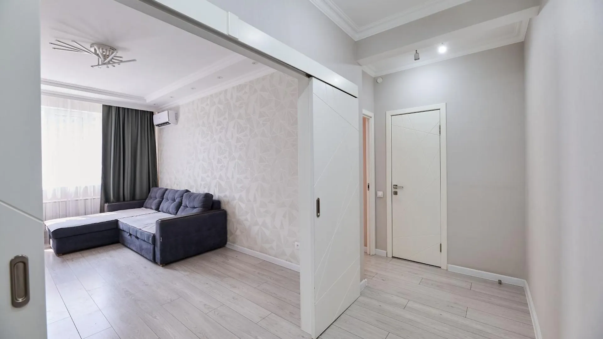 Как Дома - Семейная Квартира На 5 Человек Apartment Almaty