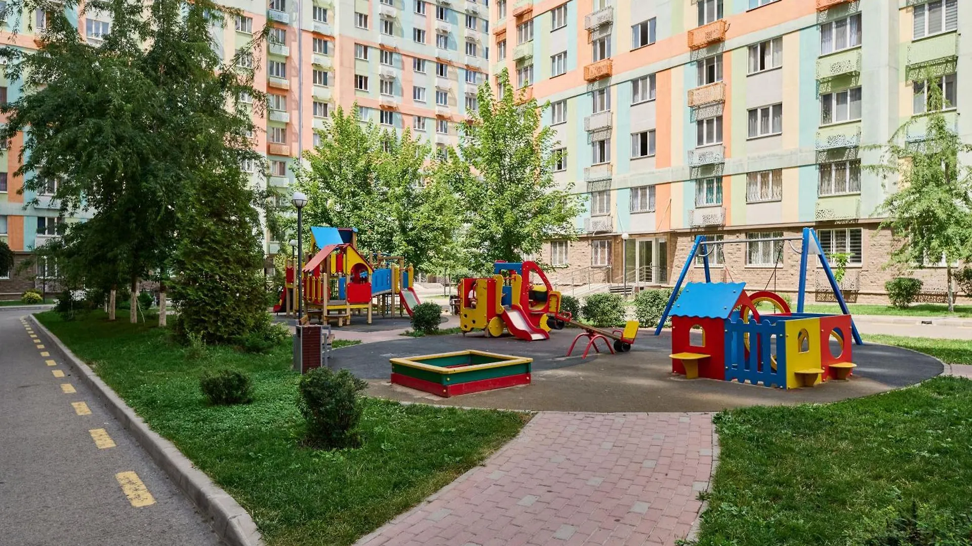 Как Дома - Семейная Квартира На 5 Человек Apartment Almaty Kazakhstan